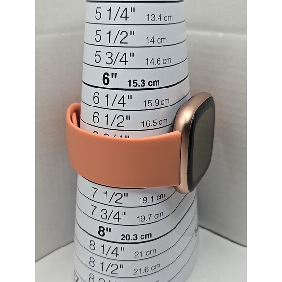 Fitbit Versa 4 GPS Smartwatch Charger Heart Rate Sleep Tracker Wallet No Charger - Picture 7 of 10